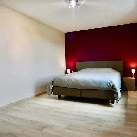 Holiday home Tranquil In With Near Area Manhay