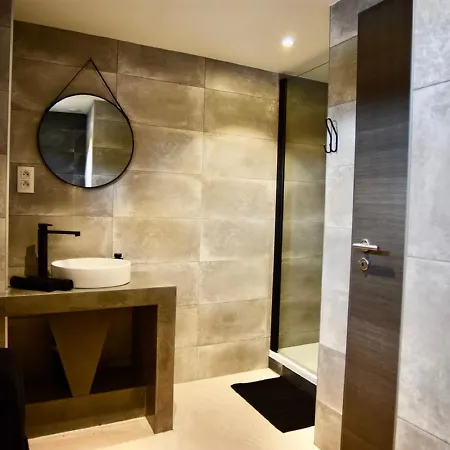 Tranquil In With Near Area Holiday home *