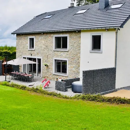 Tranquil In With Near Area Holiday home